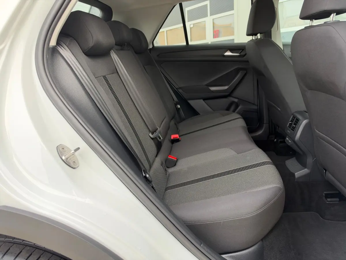 1.0 TSI Life Business | Virtual Cockpit | LED | IQ Drive | CarPlay | Climate | Stoelverwarming | Navigatie
