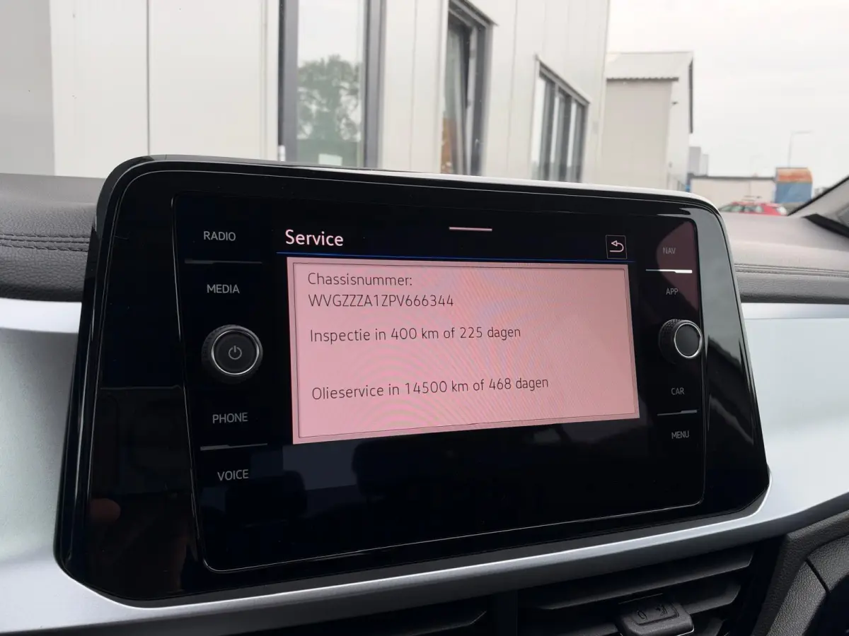 1.0 TSI Life Business | Virtual Cockpit | LED | IQ Drive | CarPlay | Climate | Stoelverwarming | Navigatie