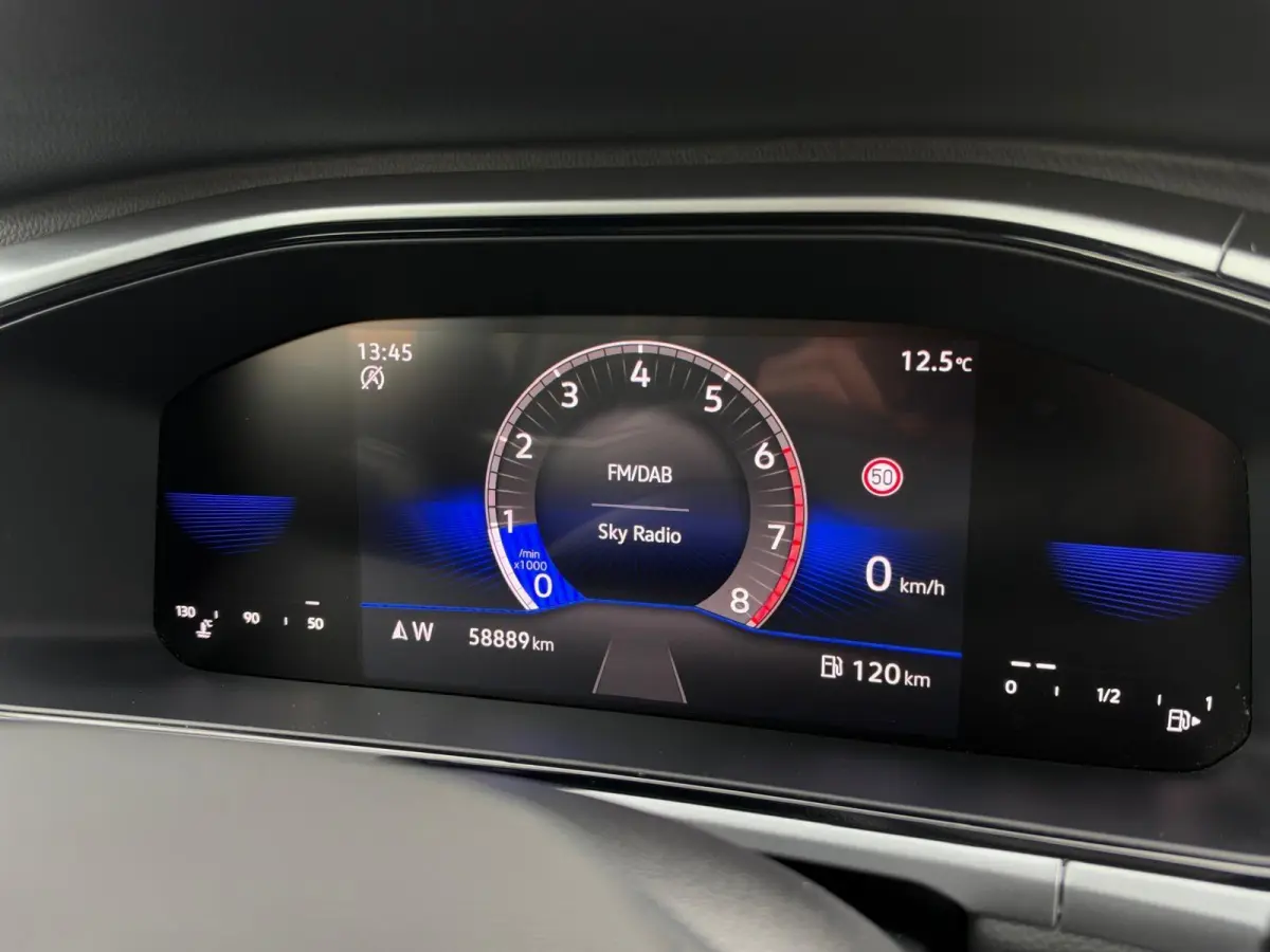 1.0 TSI Life Business | Virtual Cockpit | LED | IQ Drive | CarPlay | Climate | Stoelverwarming | Navigatie