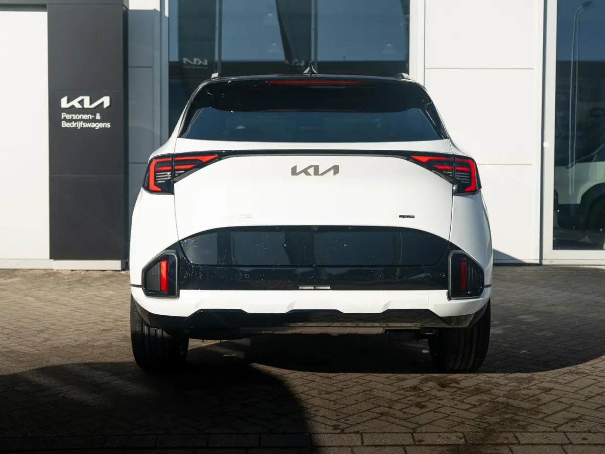 1.6 T-GDi Hybrid GT-PlusLine | Actieprijs* | Op Voorraad | HIFI | Head up display | Schuif-/Kanteldak | Elektrische achterklep | Navi. | Clima. | Adapt. Cruise. | Stoel&Stuur Verwarming | Ac