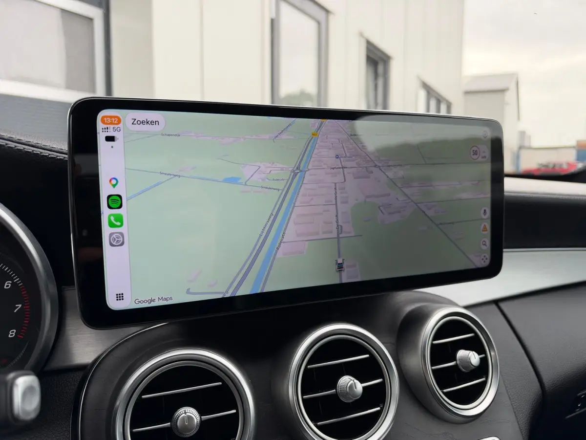 180 Prestige | Alcantara/Leder | Burmester | Xenon | Private Glas | Camera | CarPlay | Navigatie | Cruise