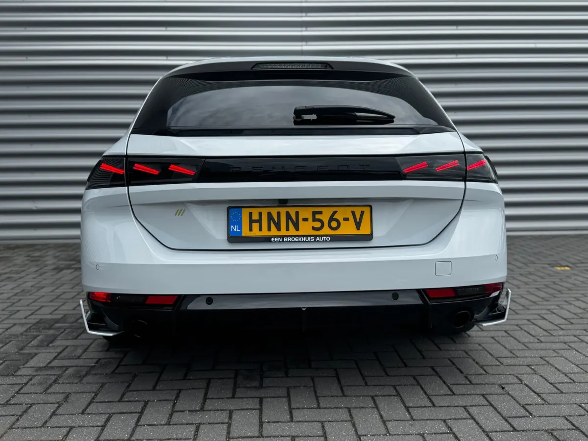 PSE 1.6 HYBRID 360PK SPORT ENGINEERED AUTOMAAT SOH 98,25% / NAVI / LEDER / CLIMA / PDC / 20" LMV / CAMERA / KEYLESS / I-COCKPIT / FULL-LED / PANO. DAK / ALCANTARA / WINTERPAKKET / FOCAL AUDI
