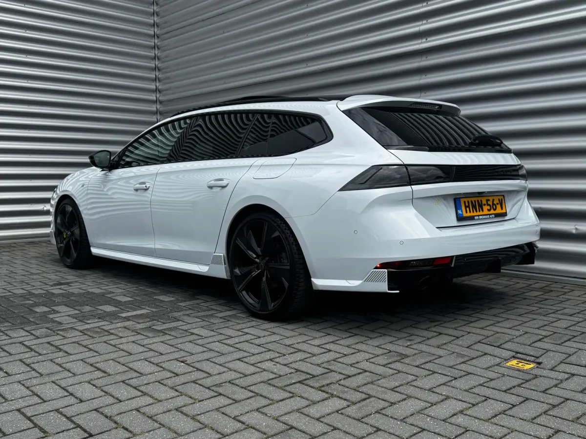 PSE 1.6 HYBRID 360PK SPORT ENGINEERED AUTOMAAT SOH 98,25% / NAVI / LEDER / CLIMA / PDC / 20" LMV / CAMERA / KEYLESS / I-COCKPIT / FULL-LED / PANO. DAK / ALCANTARA / WINTERPAKKET / FOCAL AUDI