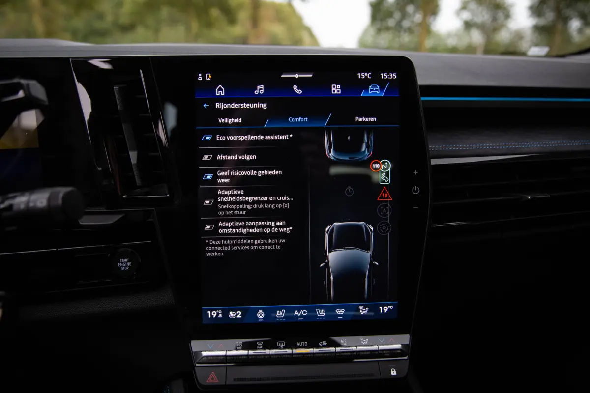 1.2 E-Tech full hybrid 200 esprit Alpine , HUD, Harman Kardon, Sfeerverlichting, Carplay, Adap. cruise, Kleur mat!
