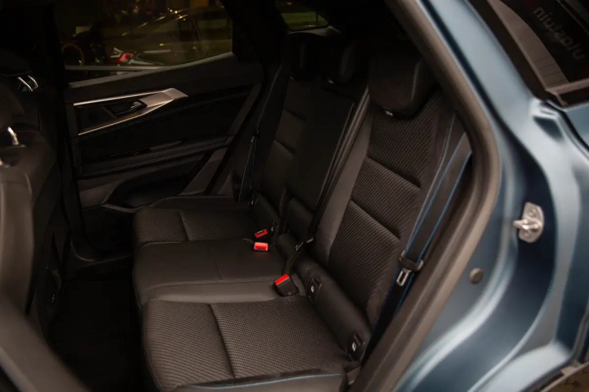 1.2 E-Tech full hybrid 200 esprit Alpine , HUD, Harman Kardon, Sfeerverlichting, Carplay, Adap. cruise, Kleur mat!