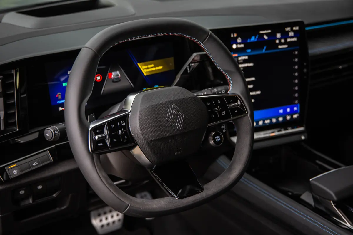1.2 E-Tech full hybrid 200 esprit Alpine , HUD, Harman Kardon, Sfeerverlichting, Carplay, Adap. cruise, Kleur mat!