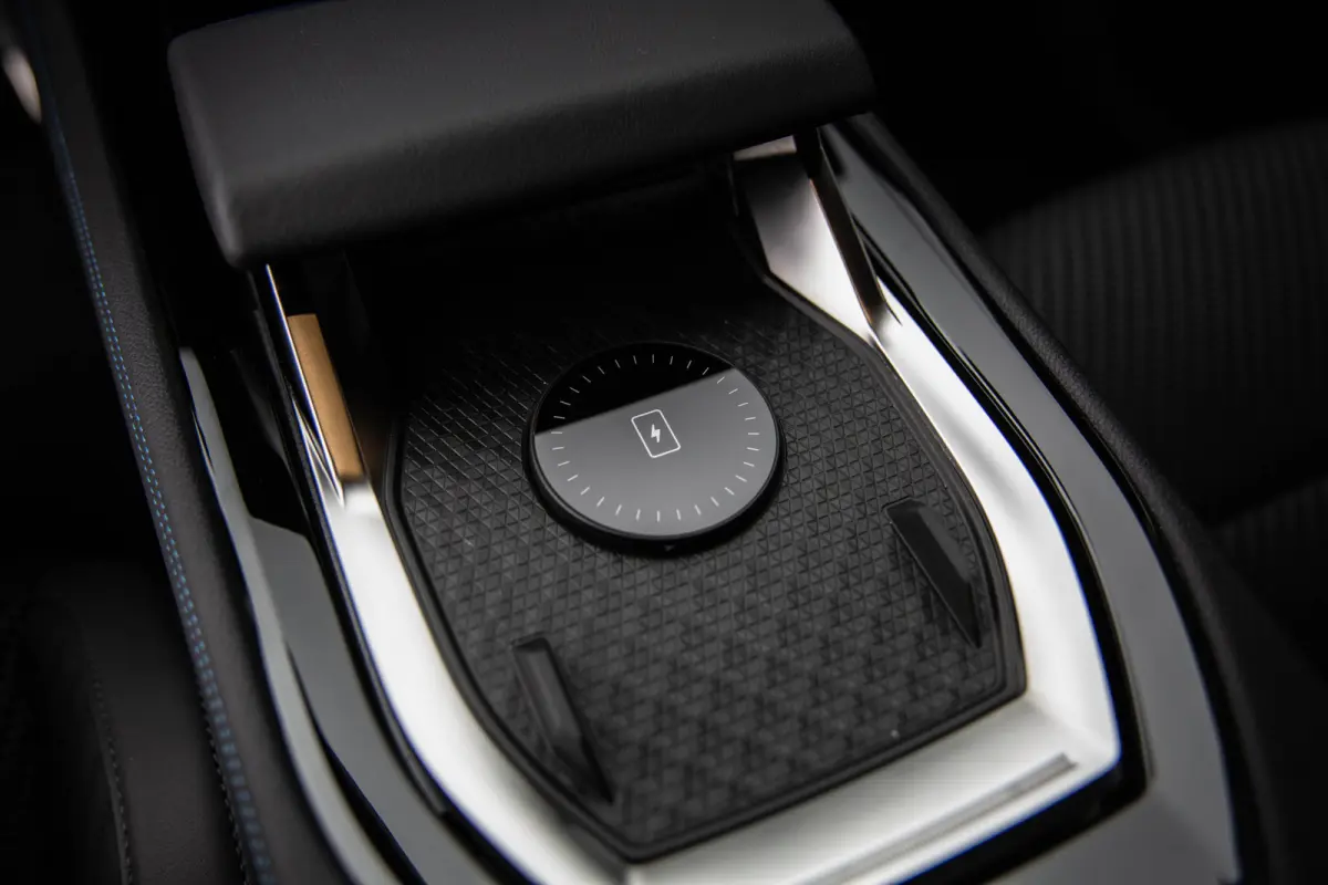 1.2 E-Tech full hybrid 200 esprit Alpine , HUD, Harman Kardon, Sfeerverlichting, Carplay, Adap. cruise, Kleur mat!