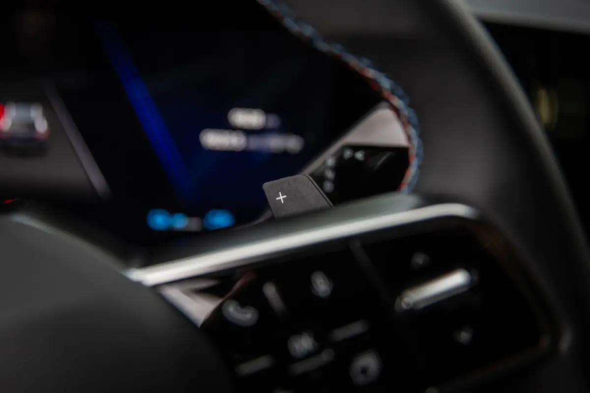 1.2 E-Tech full hybrid 200 esprit Alpine , HUD, Harman Kardon, Sfeerverlichting, Carplay, Adap. cruise, Kleur mat!