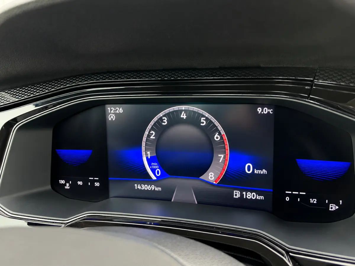 1.0 TSI Life | Virtual Cockpit | LED | CarPlay | Camera | Navigatie | Climate | Stoelverwarming | Adaptive Cruise | Trekhaak
