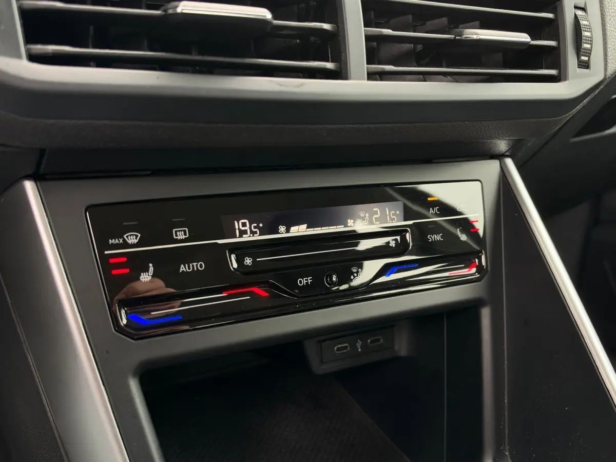 1.0 TSI Life | Virtual Cockpit | LED | CarPlay | Camera | Navigatie | Climate | Stoelverwarming | Adaptive Cruise | Trekhaak