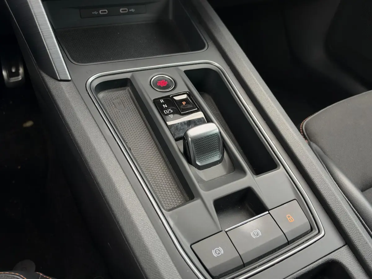 1.4 e-Hybrid 245 PK SOH 93% | Full LED | Virtual Cockpit | Half Leder | CarPlay | Navigatie | Cruise