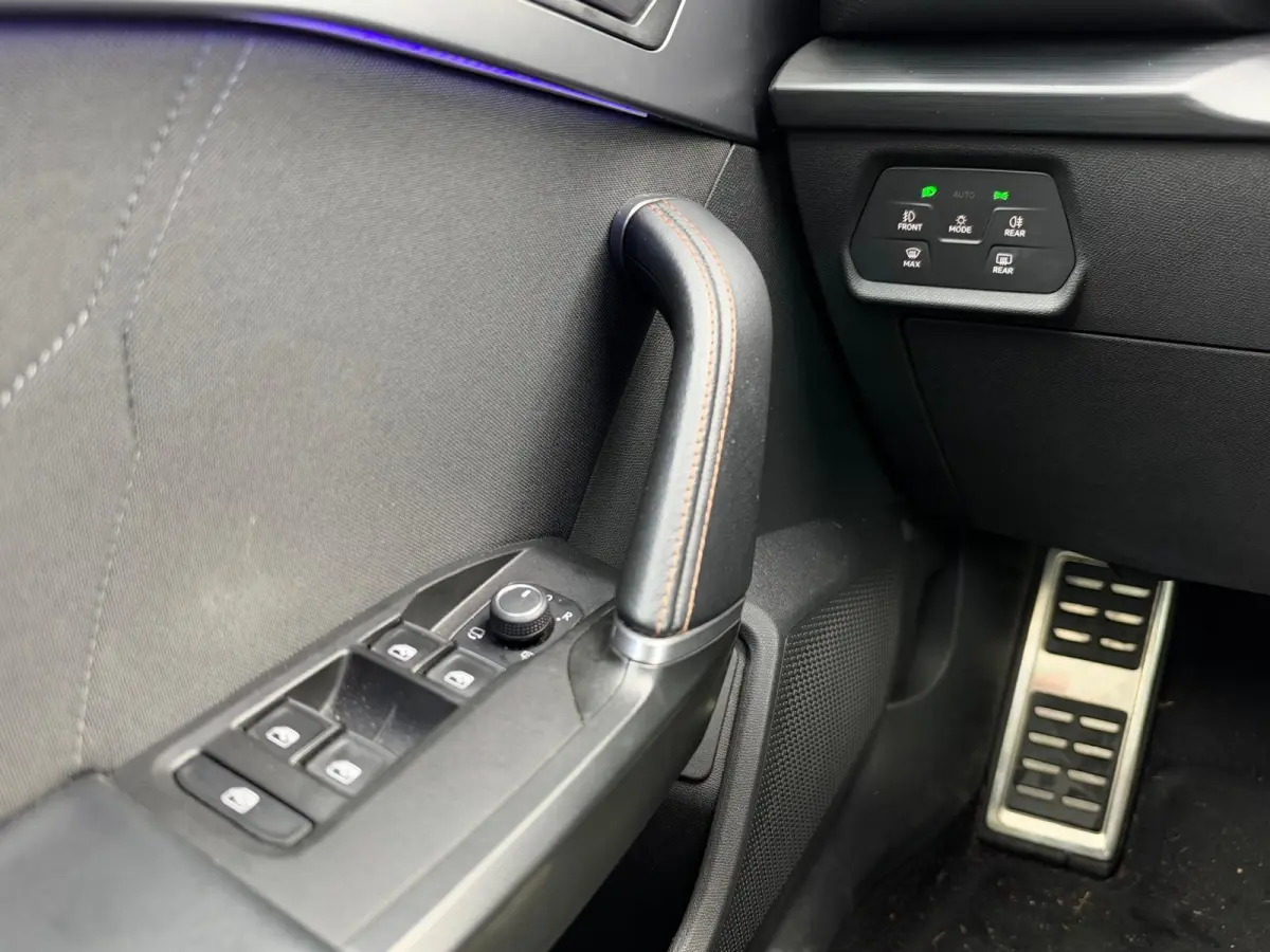 1.4 e-Hybrid 245 PK SOH 93% | Full LED | Virtual Cockpit | Half Leder | CarPlay | Navigatie | Cruise