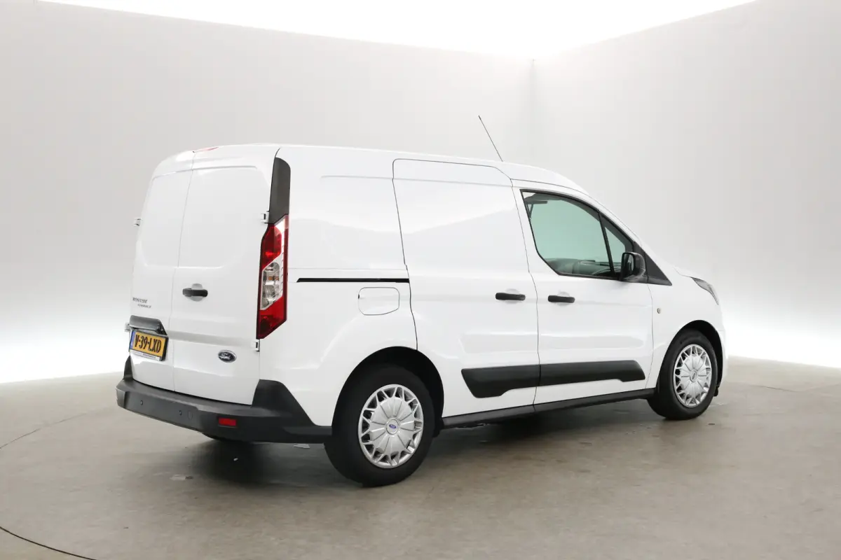 1.0 Ecoboost 100PK | Benzine | 3 Zits | Airco | Camera | Carplay | Parkeersens.