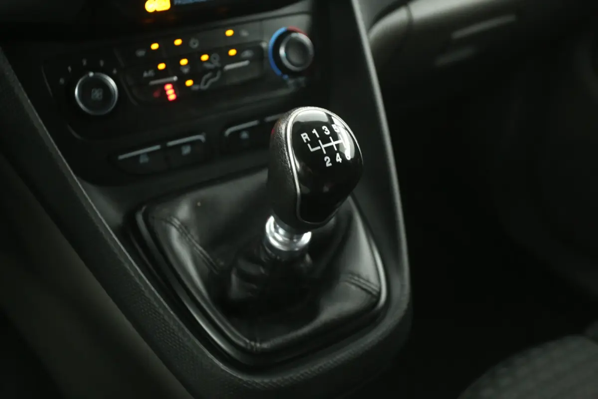 1.0 Ecoboost 100PK | Benzine | 3 Zits | Airco | Camera | Carplay | Parkeersens.