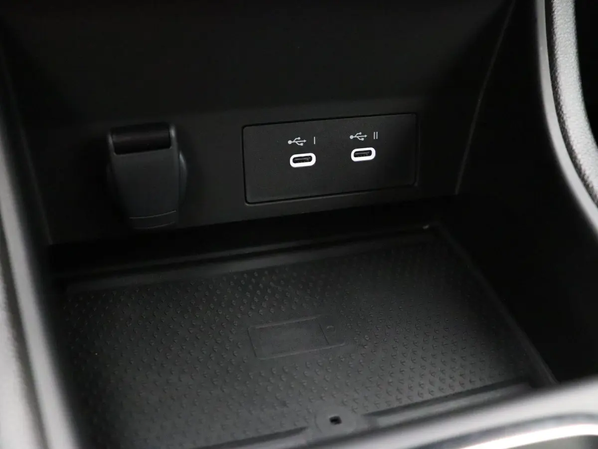 1.0 TCe 90 techno | Google Navigatie | Stoel en Stuurverwaring | Climate Control |