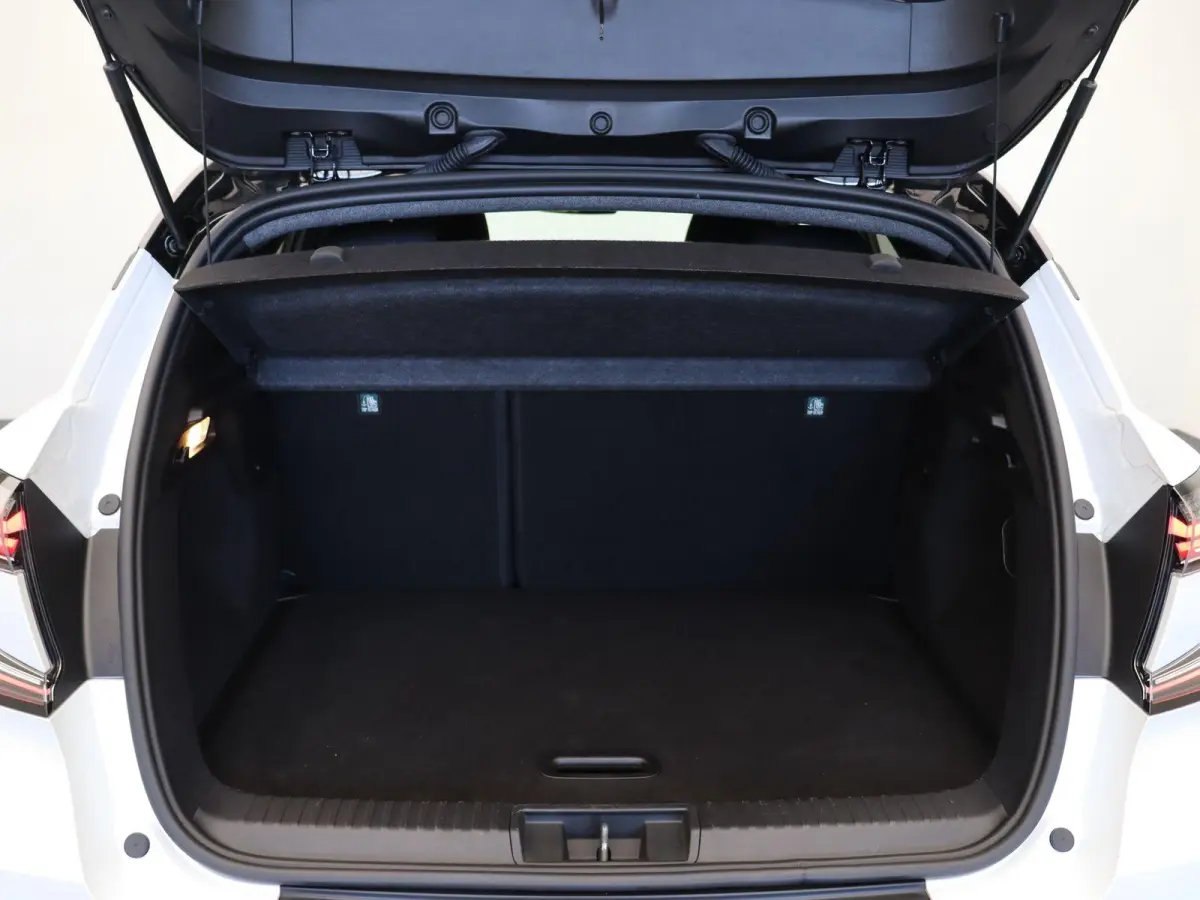 1.0 TCe 90 techno | Google Navigatie | Stoel en Stuurverwaring | Climate Control |