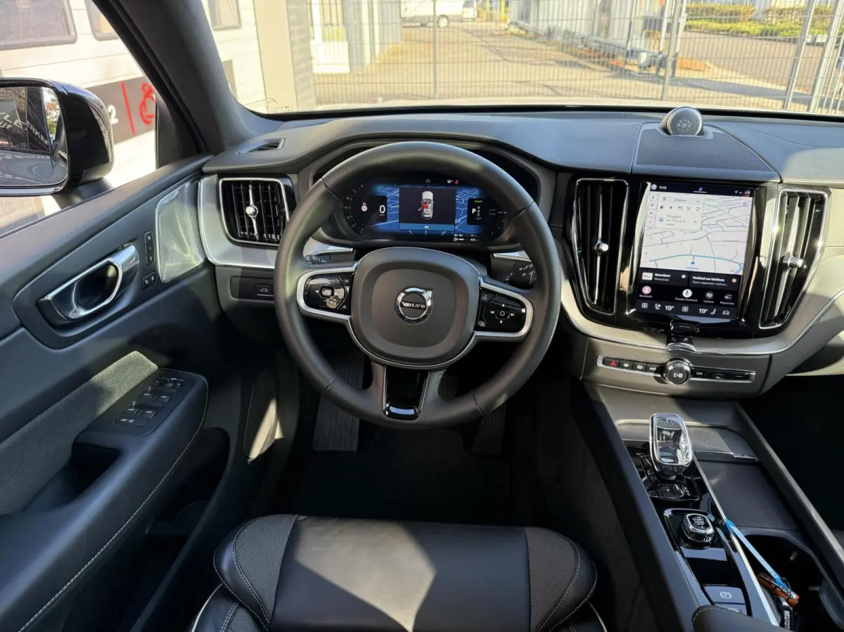 2.0 T8 Plug-in-hybrid AWD Polestar Engineered Bowers&Wilkins 360 Camera