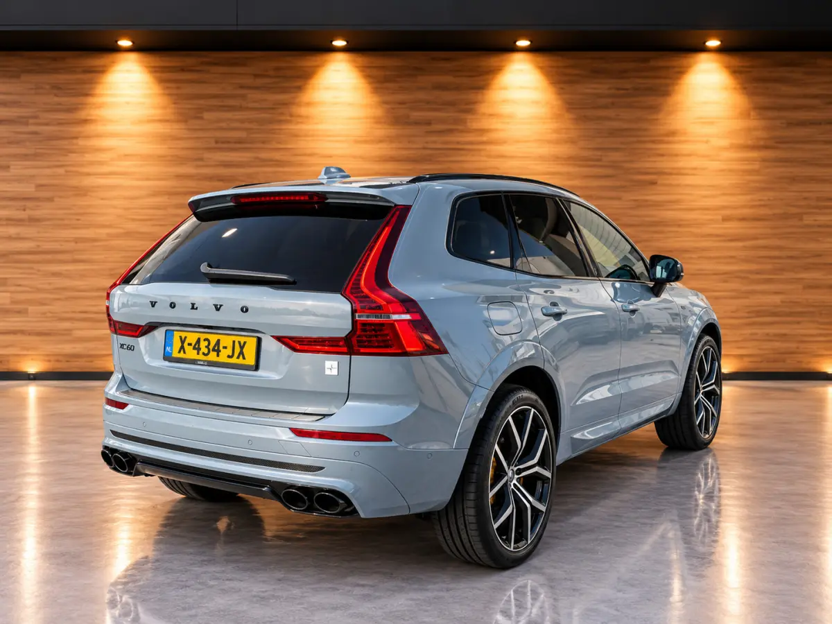 2.0 T8 Plug-in-hybrid AWD Polestar Engineered Bowers&Wilkins 360 Camera