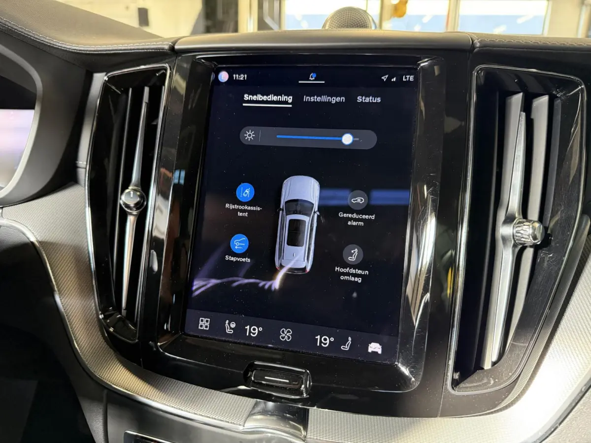 2.0 T8 Plug-in-hybrid AWD Polestar Engineered Bowers&Wilkins 360 Camera