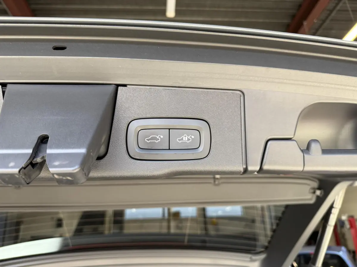 2.0 T8 Plug-in-hybrid AWD Polestar Engineered Bowers&Wilkins 360 Camera
