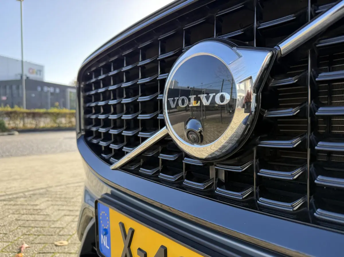 2.0 T8 Plug-in-hybrid AWD Polestar Engineered Bowers&Wilkins 360 Camera