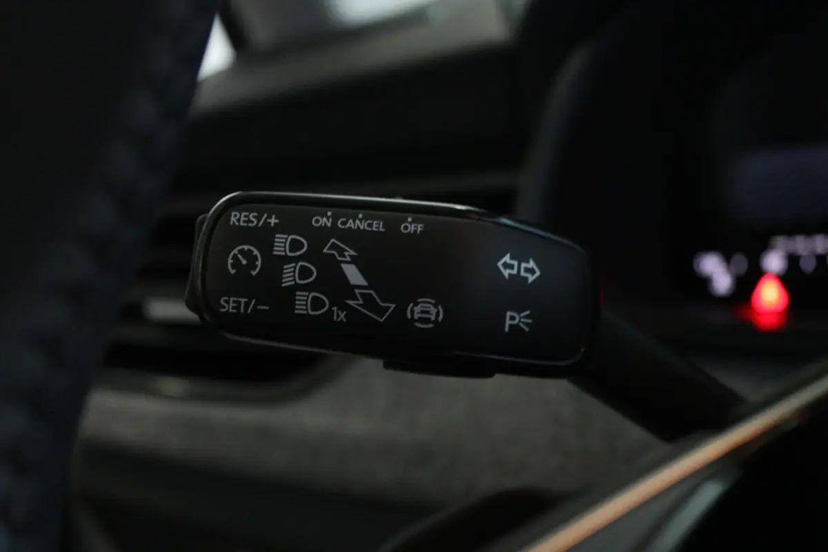 1.0 TSI Selection | Apple Carplay/Android Auto|telefoonintegratie premium | Cruise control | Dimlichten automatisch