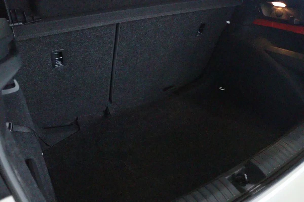 1.0 TSI Selection | Apple Carplay/Android Auto|telefoonintegratie premium | Cruise control | Dimlichten automatisch