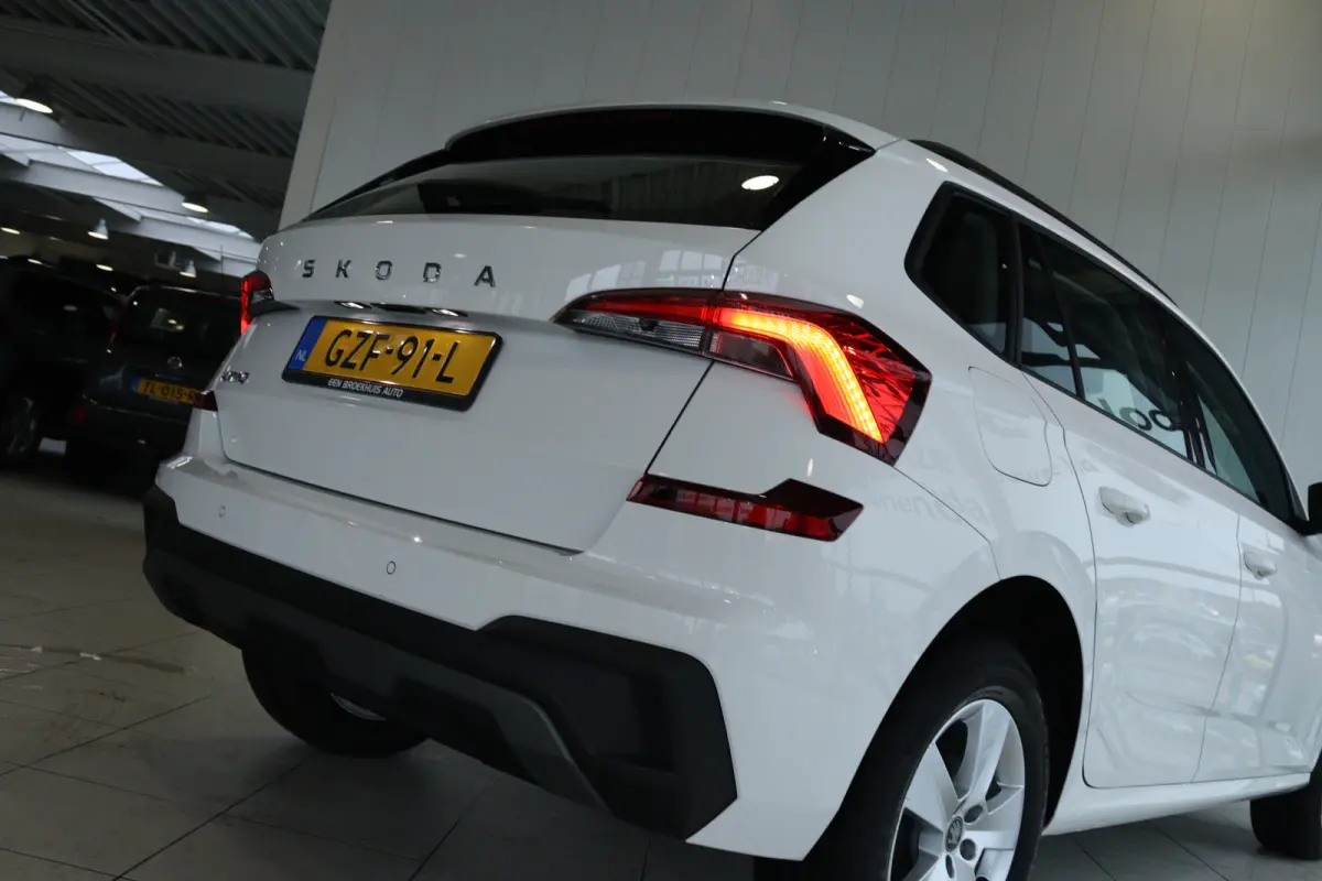 1.0 TSI Selection | Apple Carplay/Android Auto|telefoonintegratie premium | Cruise control | Dimlichten automatisch