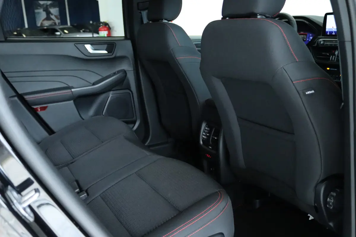 2.5 PHEV ST-Line | Achterbank verwarmd | Apple Carplay/Android Auto|telefoonintegratie premium | Cruise control adaptief met Stop&Go en stuurhulp