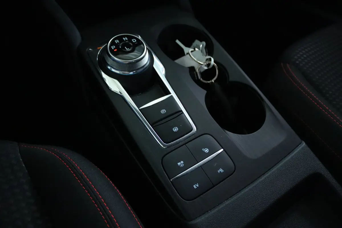 2.5 PHEV ST-Line | Achterbank verwarmd | Apple Carplay/Android Auto|telefoonintegratie premium | Cruise control adaptief met Stop&Go en stuurhulp