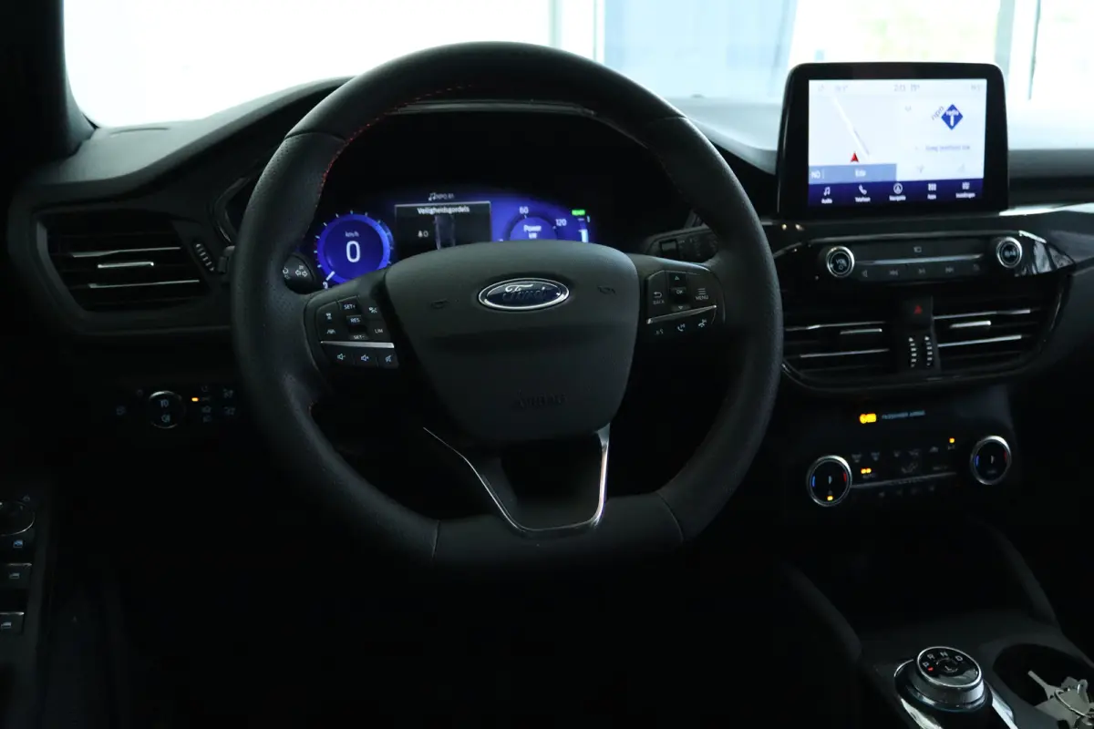 2.5 PHEV ST-Line | Achterbank verwarmd | Apple Carplay/Android Auto|telefoonintegratie premium | Cruise control adaptief met Stop&Go en stuurhulp