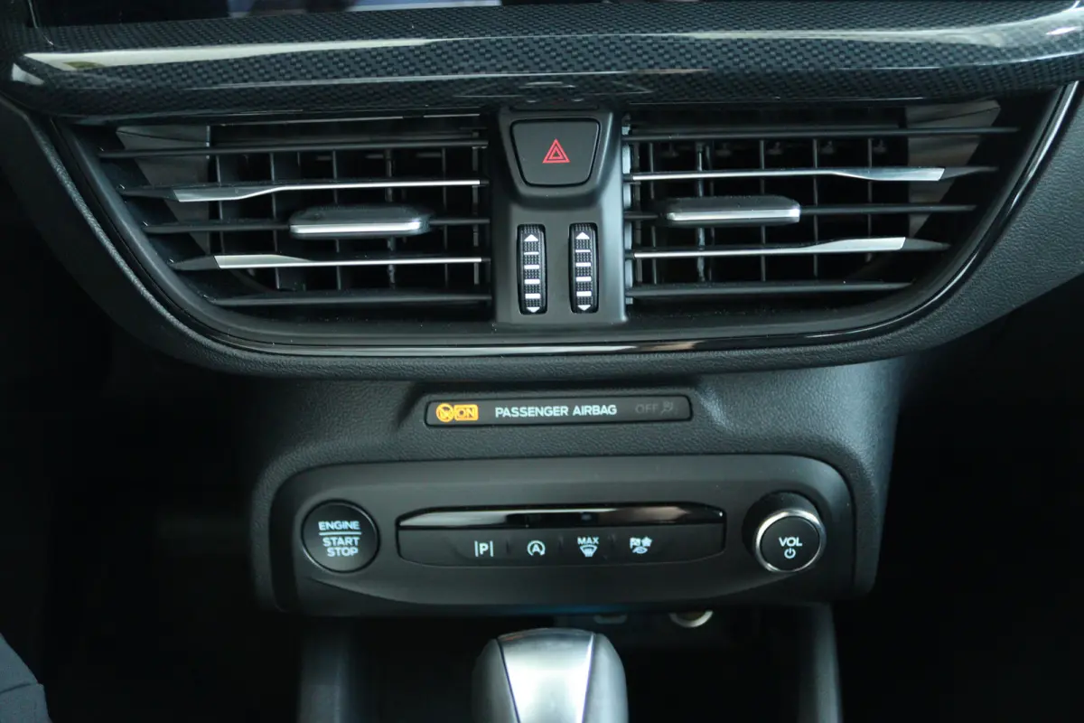 1.0 EcoBoost Hybrid ST Line | Cruise Control | Stoel+Stuurverwarming | Carplay | Navi | LED | Climate