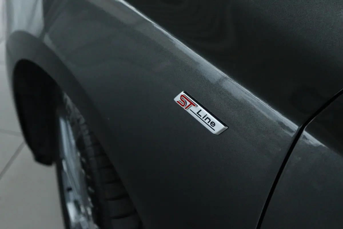1.0 EcoBoost Hybrid ST Line | Cruise Control | Stoel+Stuurverwarming | Carplay | Navi | LED | Climate