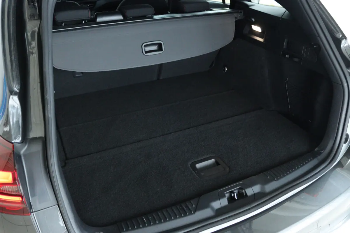 1.0 EcoBoost Hybrid ST Line | Cruise Control | Stoel+Stuurverwarming | Carplay | Navi | LED | Climate