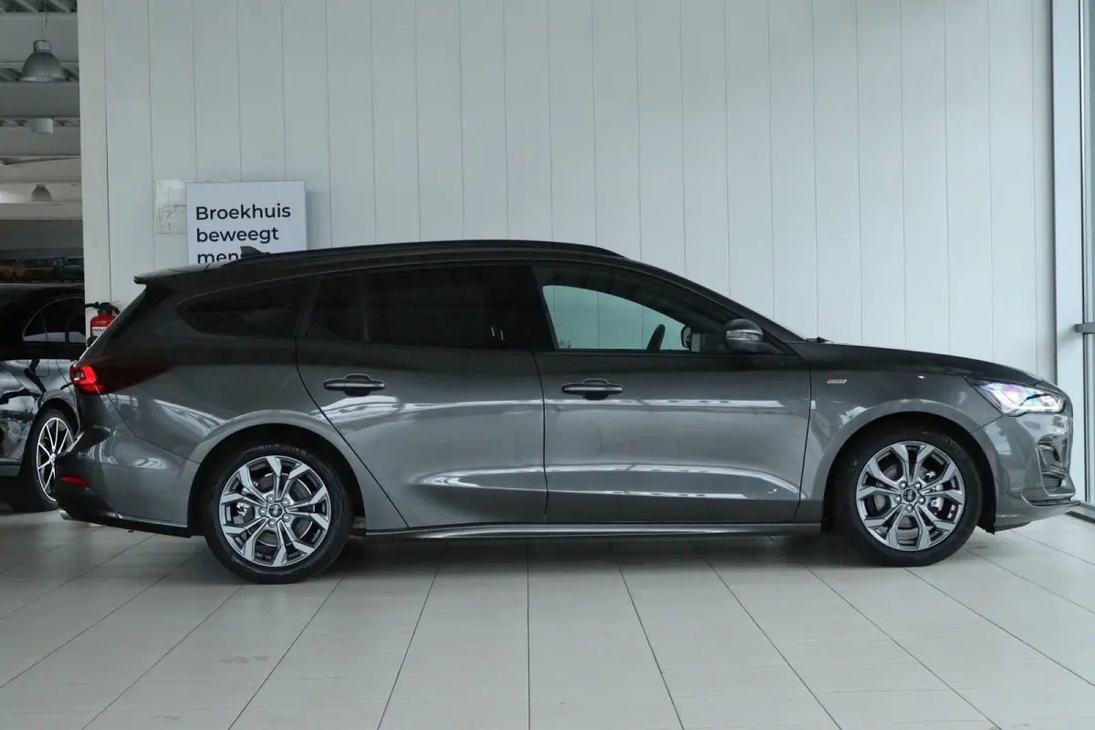 1.0 EcoBoost Hybrid ST Line | Cruise Control | Stoel+Stuurverwarming | Carplay | Navi | LED | Climate