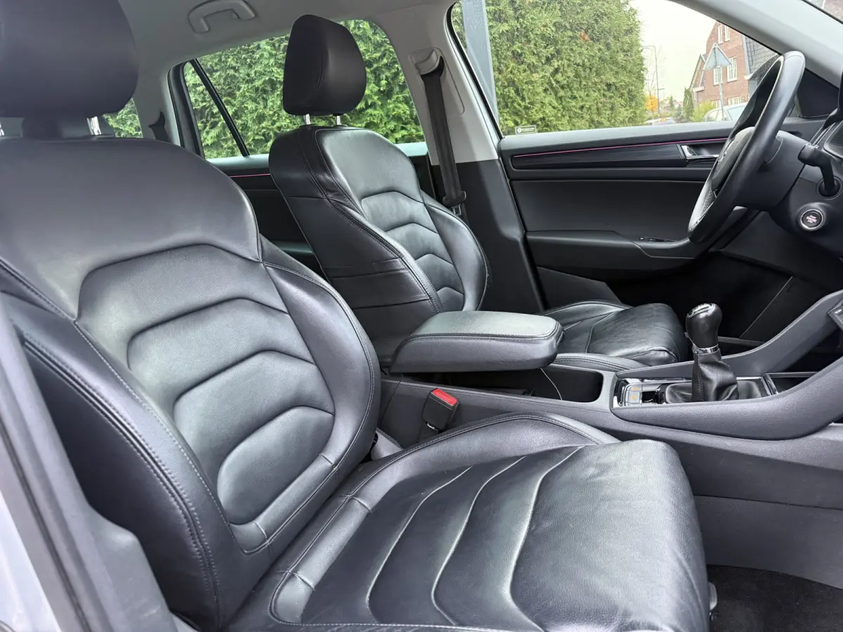 1.5 TSi ACT 150pk Comfort+ 5p., Leer | Trekhaak | Camera | Navi & Carplay | Digi dashboard