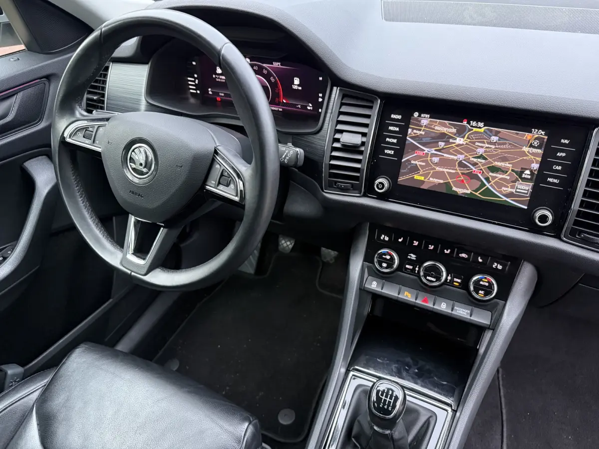 1.5 TSi ACT 150pk Comfort+ 5p., Leer | Trekhaak | Camera | Navi & Carplay | Digi dashboard