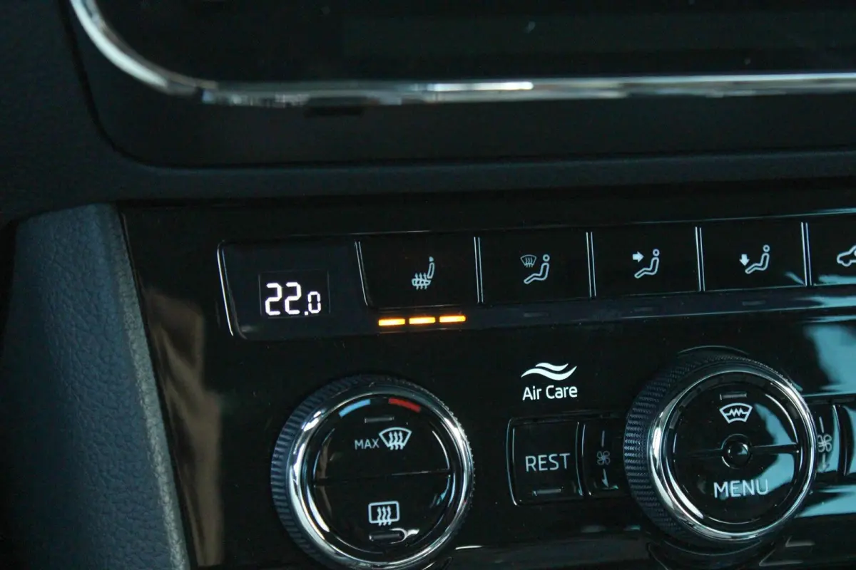 1.4 TSI 218pk DSG iV Business Edition Plus | SoH 95% | Trekhaak | Elektrische Stoelen | Camera | Stoelverwarming | Cruise Control | Navigatie