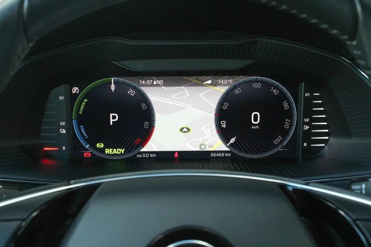 1.4 TSI 218pk DSG iV Business Edition Plus | SoH 95% | Trekhaak | Elektrische Stoelen | Camera | Stoelverwarming | Cruise Control | Navigatie