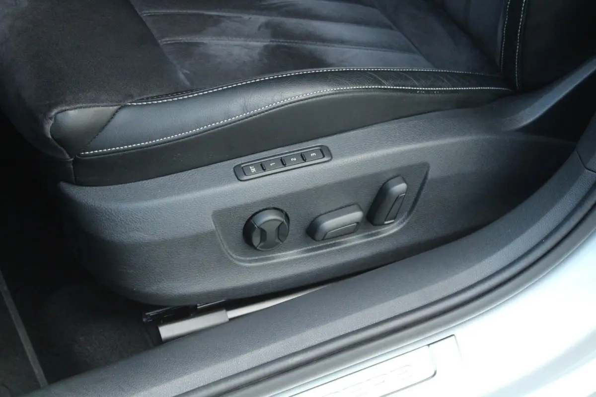 1.4 TSI 218pk DSG iV Business Edition Plus | SoH 95% | Trekhaak | Elektrische Stoelen | Camera | Stoelverwarming | Cruise Control | Navigatie