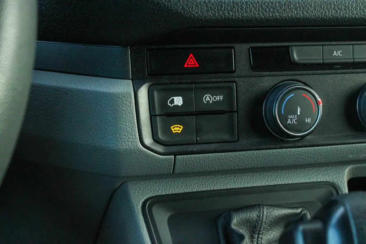 35 2.0 TDI 140pk AUT L3H3 Comfortline | Trekhaak | Achteruitrijcamera | Navigatie | Verwarmbare Voorruit | Cruise Control
