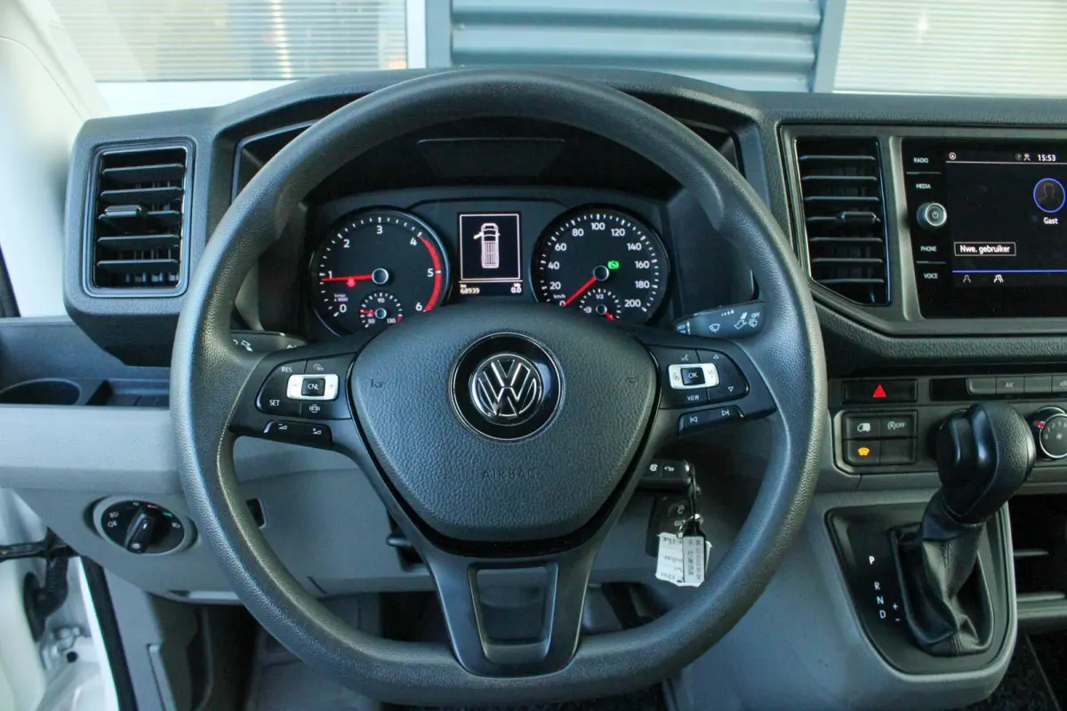 35 2.0 TDI 140pk AUT L3H3 Comfortline | Trekhaak | Achteruitrijcamera | Navigatie | Verwarmbare Voorruit | Cruise Control
