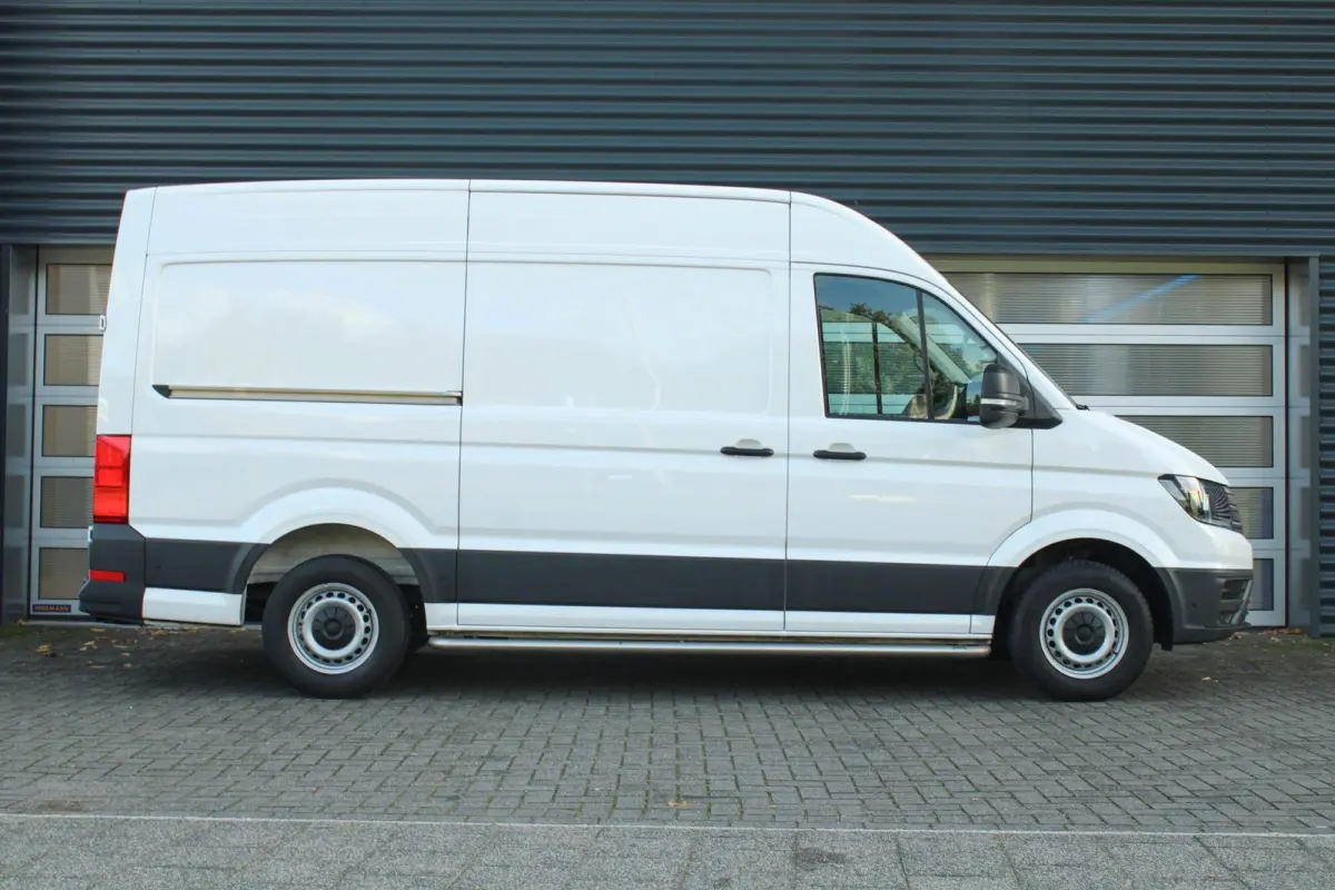 35 2.0 TDI 140pk AUT L3H3 Comfortline | Trekhaak | Achteruitrijcamera | Navigatie | Verwarmbare Voorruit | Cruise Control