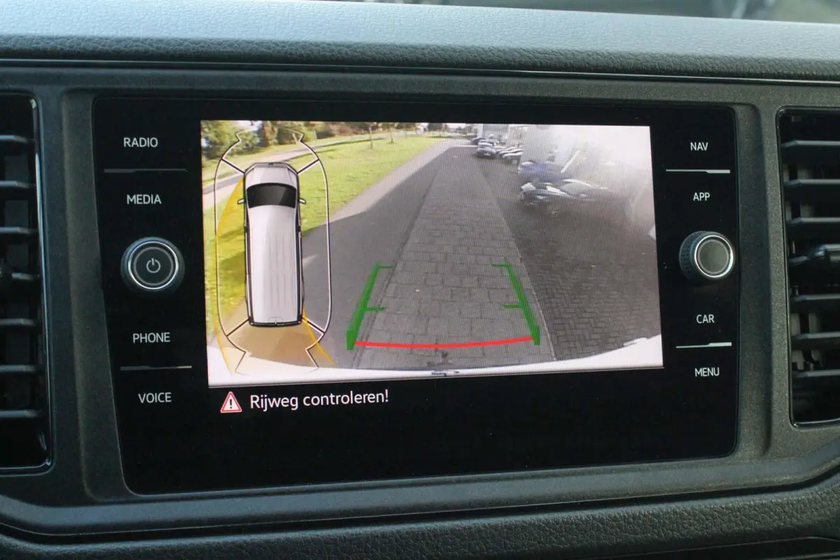 35 2.0 TDI 140pk AUT L3H3 Comfortline | Trekhaak | Achteruitrijcamera | Navigatie | Verwarmbare Voorruit | Cruise Control