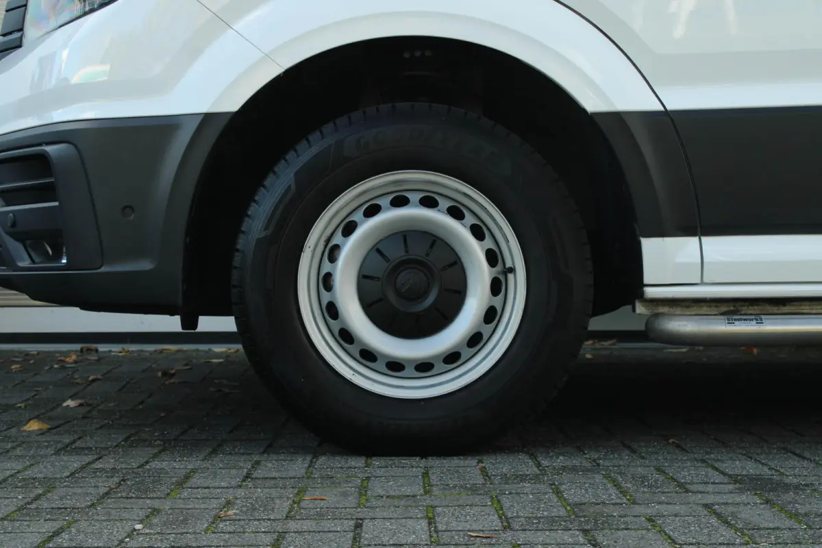 35 2.0 TDI 140pk AUT L3H3 Comfortline | Trekhaak | Achteruitrijcamera | Navigatie | Verwarmbare Voorruit | Cruise Control