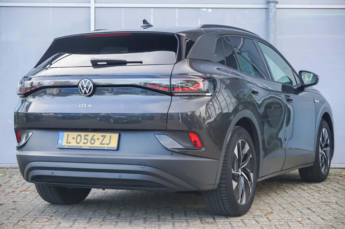 204pk Business 77 kWh | SoH 93% | Matrix LED | Apple Carplay/Android Auto