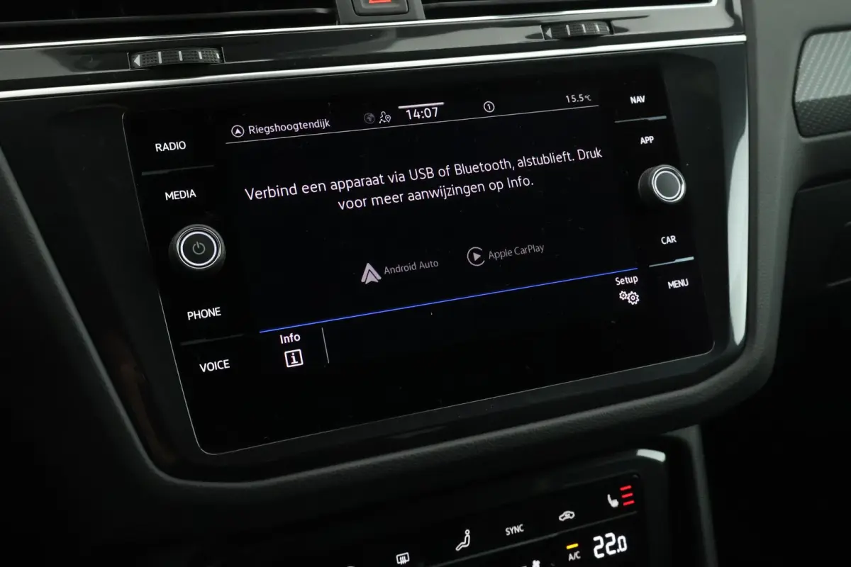 1.4 TSI 245pk eHybrid R-Line Business Black Style Trekhaak Camera Keyless Stoelverwarming Virtual Cockpit Navigatie Panoramadak