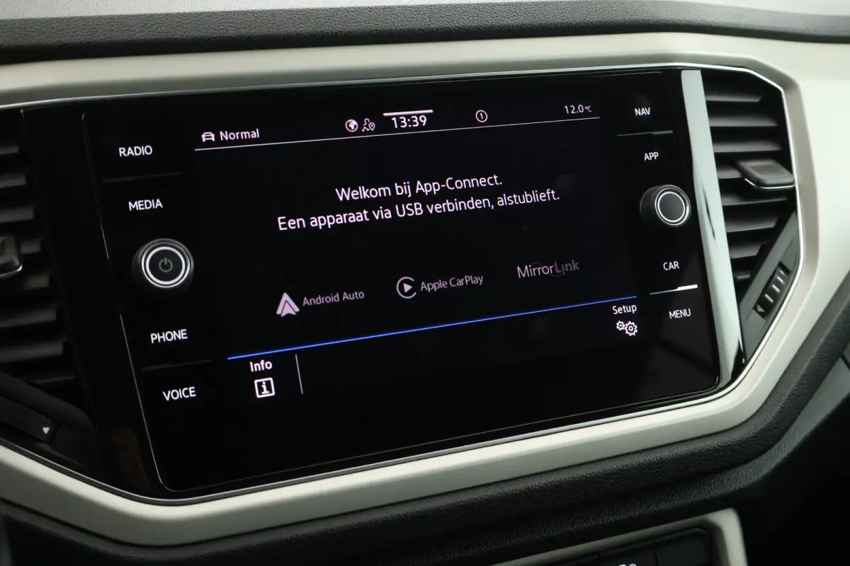 1.5 TSI 150pk DSG R-Line Trekhaak LED Beats Virtual cockpit Camera Adaptive cruise