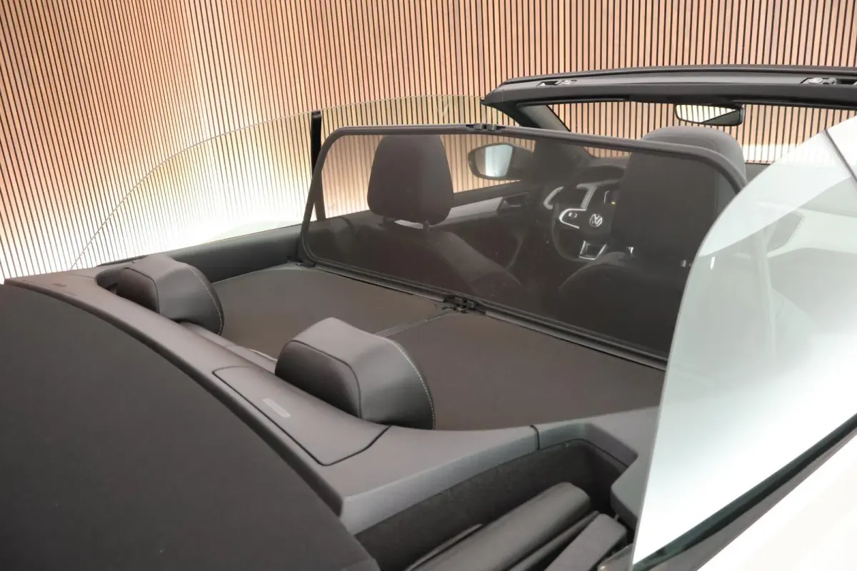 1.5 TSI 150pk DSG R-Line Trekhaak LED Beats Virtual cockpit Camera Adaptive cruise