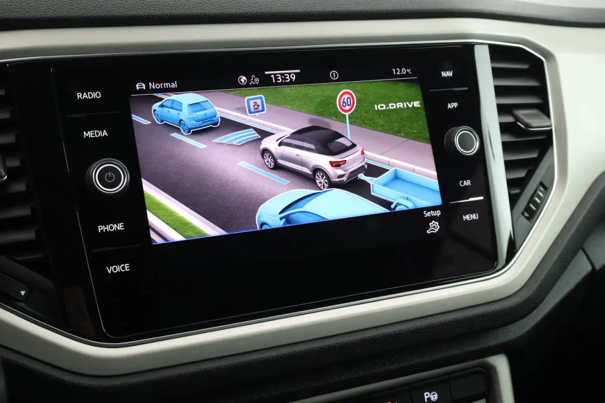 1.5 TSI 150pk DSG R-Line Trekhaak LED Beats Virtual cockpit Camera Adaptive cruise